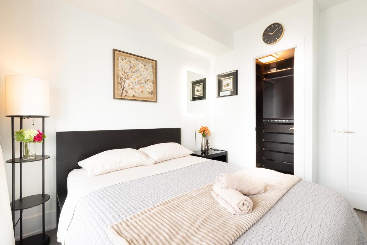 Bright Condo In The Heart Of Toronto Luaran gambar
