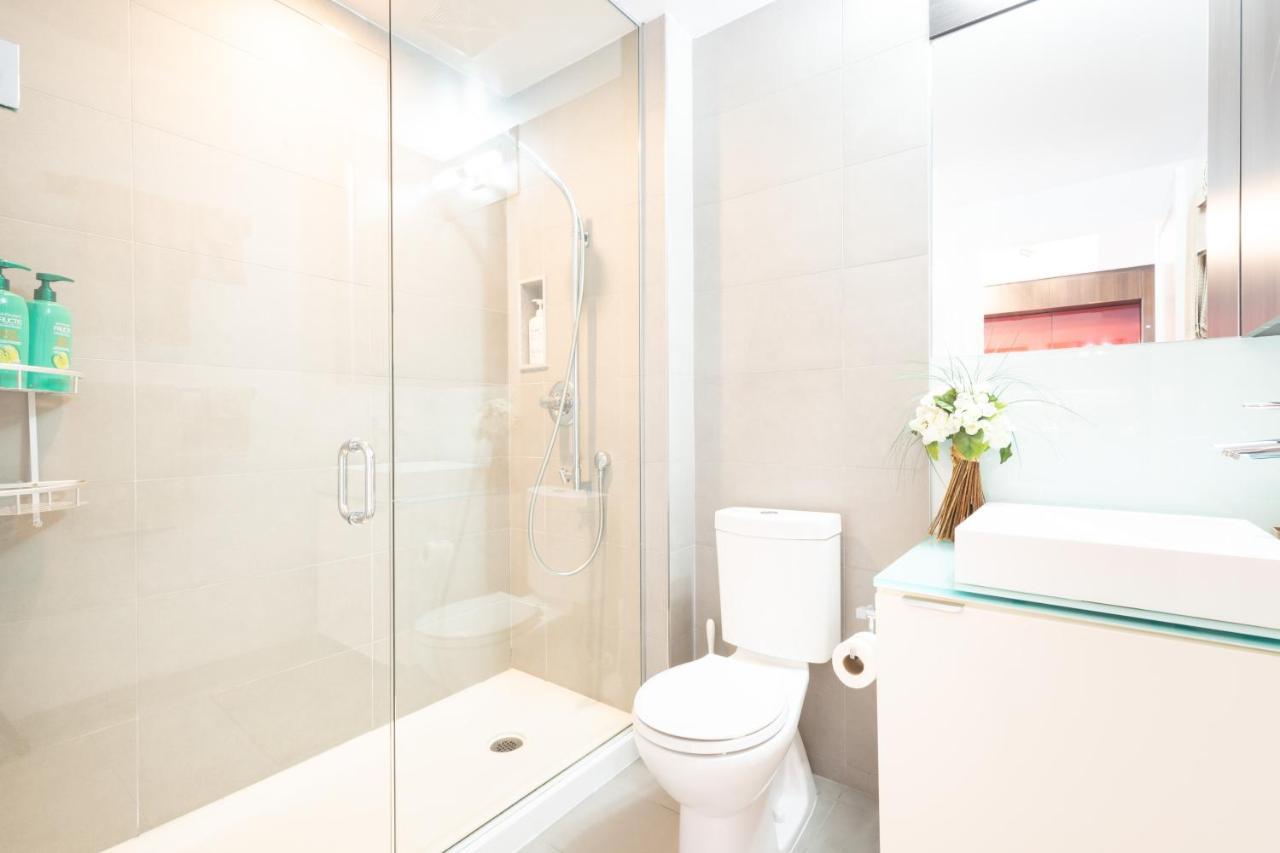 Bright Condo In The Heart Of Toronto Luaran gambar