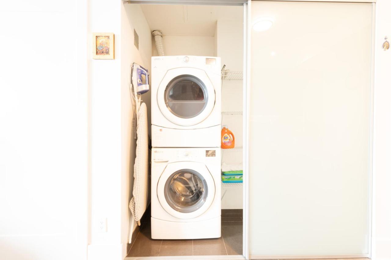 Bright Condo In The Heart Of Toronto Luaran gambar