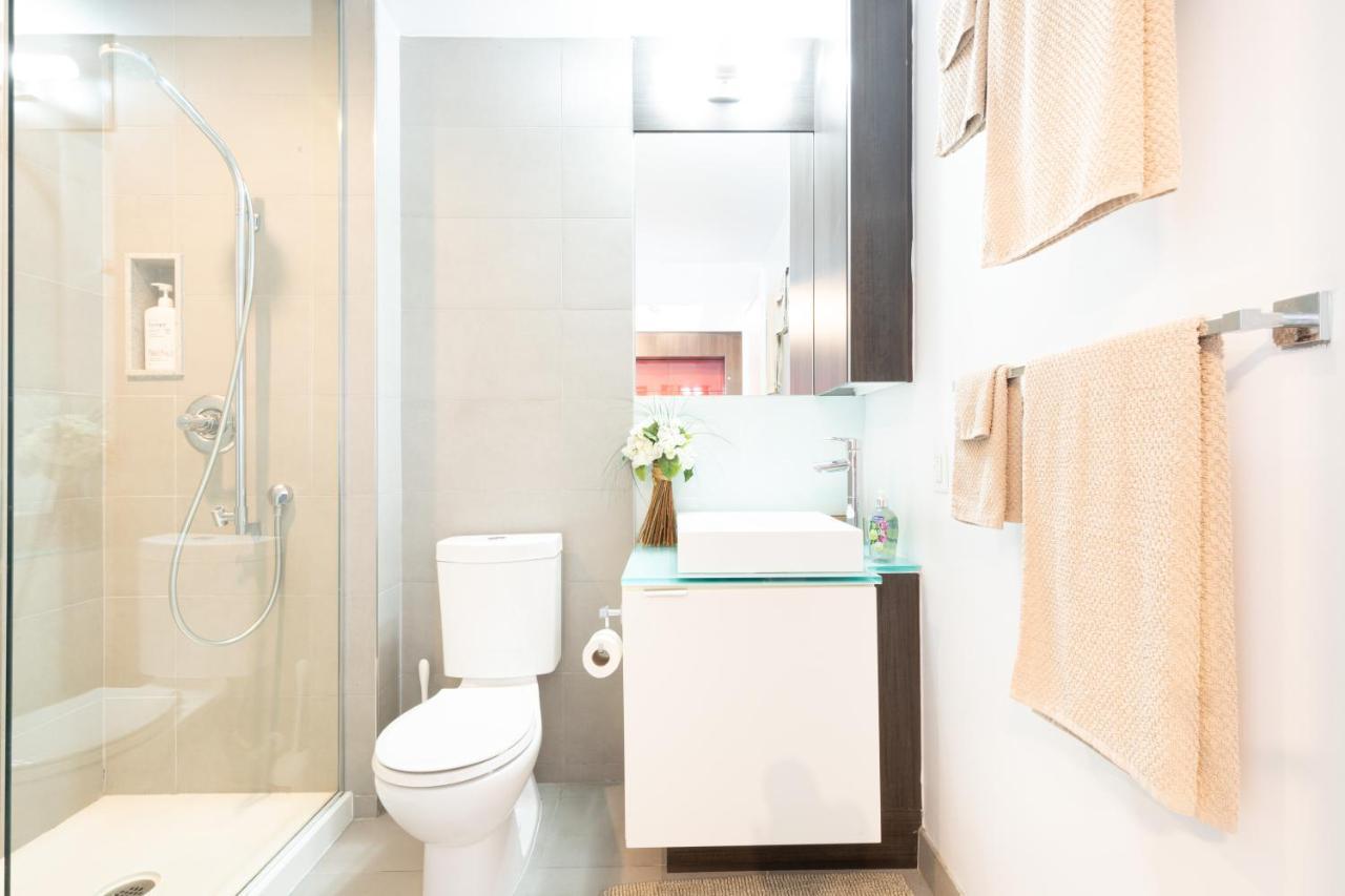 Bright Condo In The Heart Of Toronto Luaran gambar