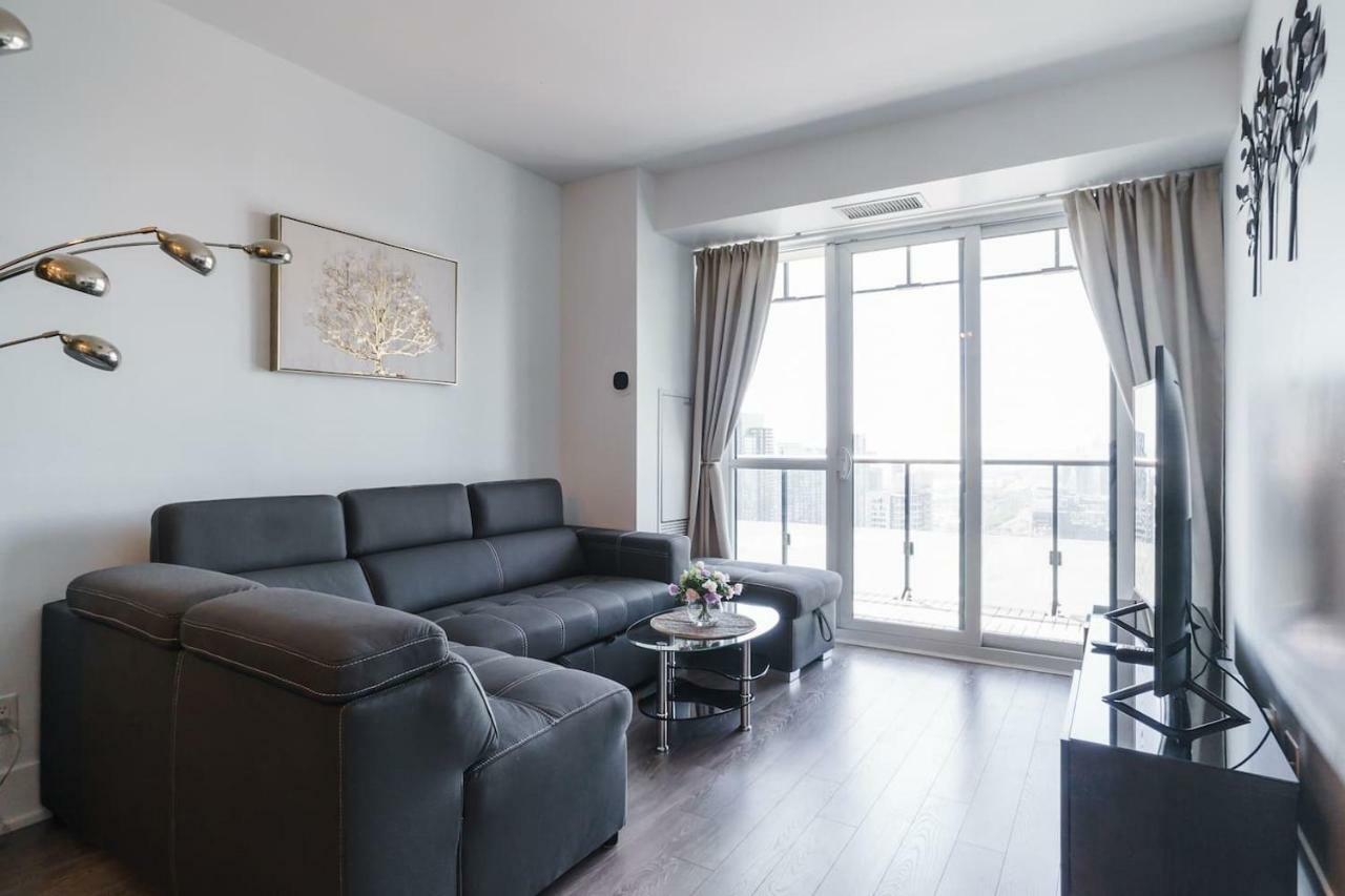Bright Condo In The Heart Of Toronto Luaran gambar