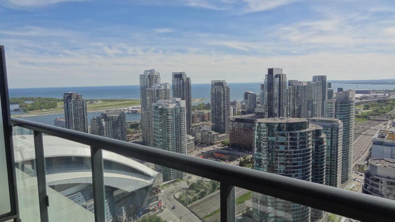 Bright Condo In The Heart Of Toronto Luaran gambar